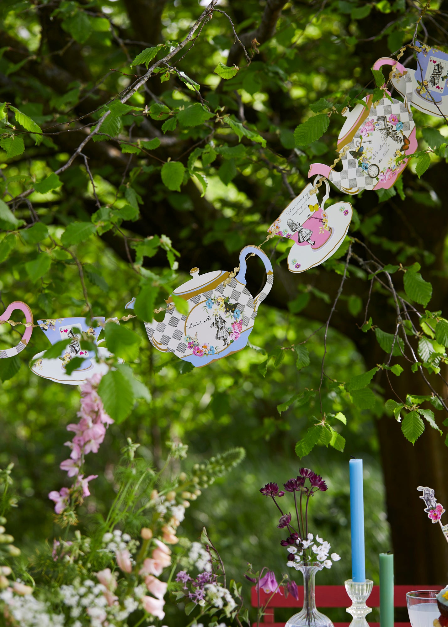 Alice in Wonderland Teapot Bunting